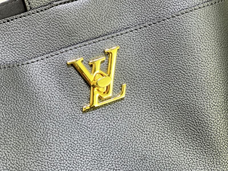 LV Hobo Bags